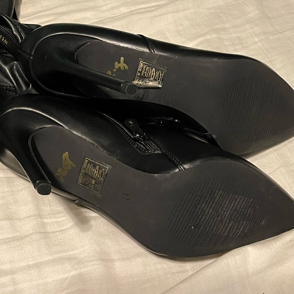 Azalea Wang Black Thigh High Boots. Size 9 - Picture 5 of 8